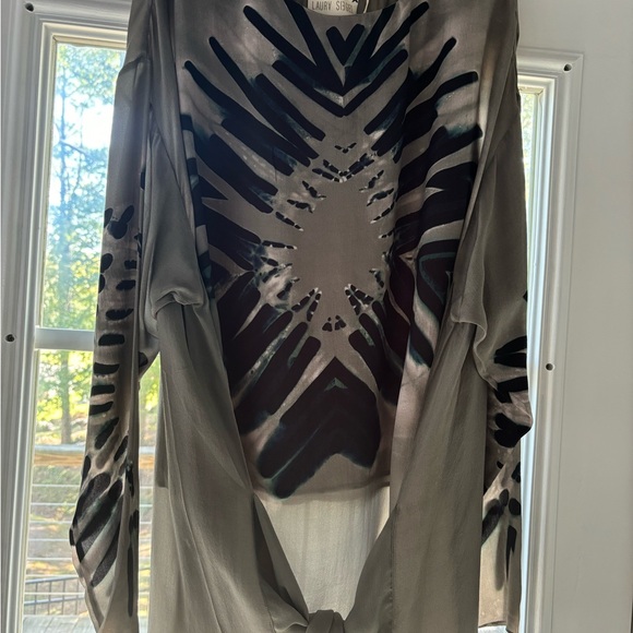 Laura Siegel luxury blouse size Small NWT - Picture 2 of 8
